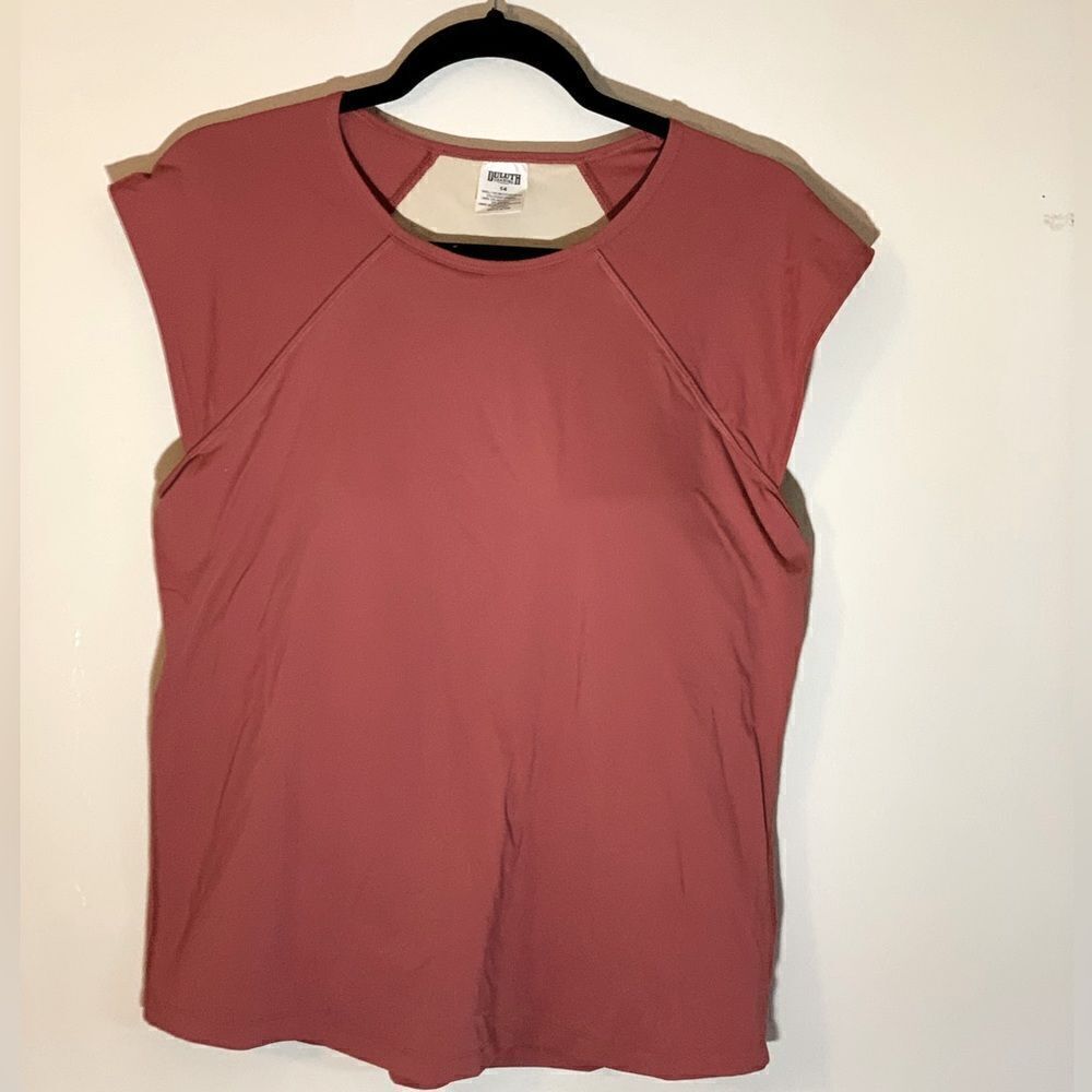 Duluth Top Shelf Bra Lined Short Sleeves Womens Sz 14 NWOT not worn Gorgeous